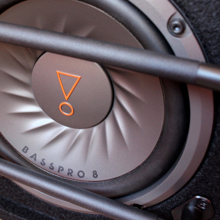 JBL BassPro 8