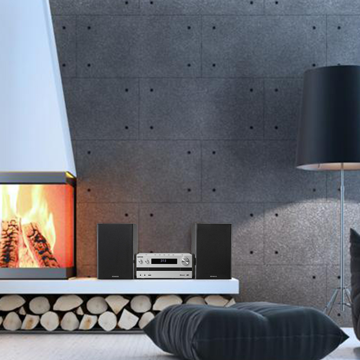Micro impianto hi-fi stereo potente e compatto, con streaming audio bluetooth wireless senza fili, modello Kenwood M-718BT, sintonizzatore radio fm, lettore cd, porta usb mp3, ingresso aux-in, due casse da scaffale a 2 vie bass reflex.